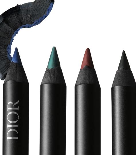 Dior on stage crayon